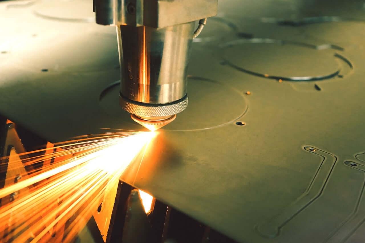 Fiber Laser - vs -  CO2 Laser Engraver