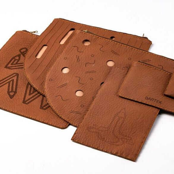 HOW TO ENGRAVE LEATHER？